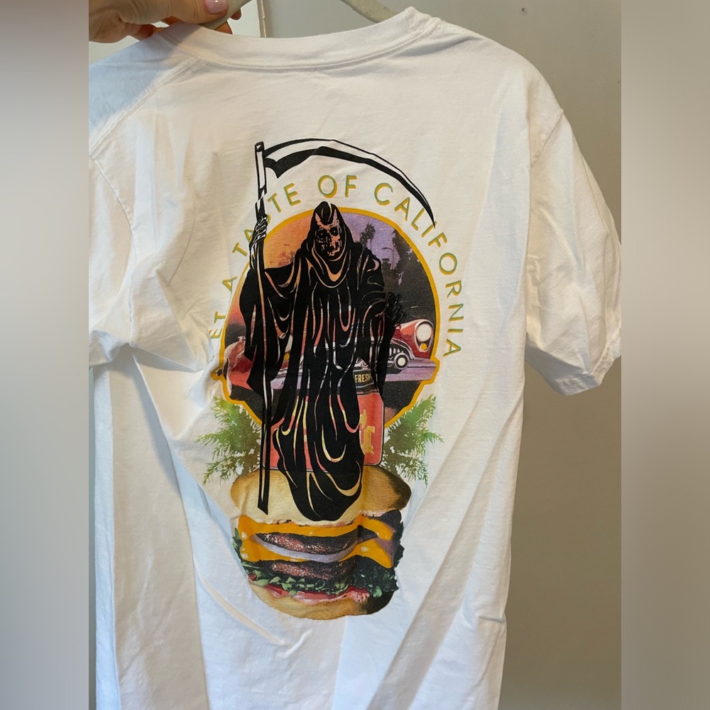 STRANGELOVELA In N Out TShirt - Picture 5 of 7